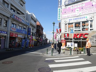 駅⇒エルム通り