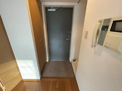 玄関廻り