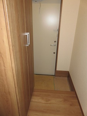 玄関＆下足入