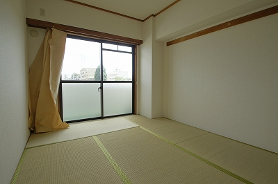 和室-東側