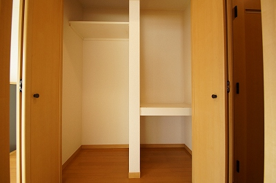 玄関奥の収納